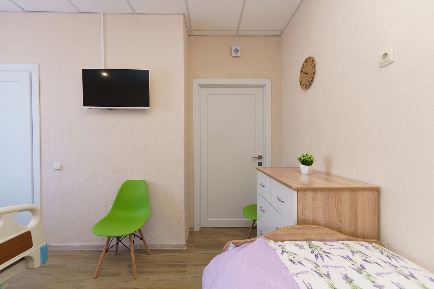 21 февраля открыл свои двери наш уютный пансионат «Резиденция РАДА» уровня «Комфорт+» по адресу Дальняя ,12