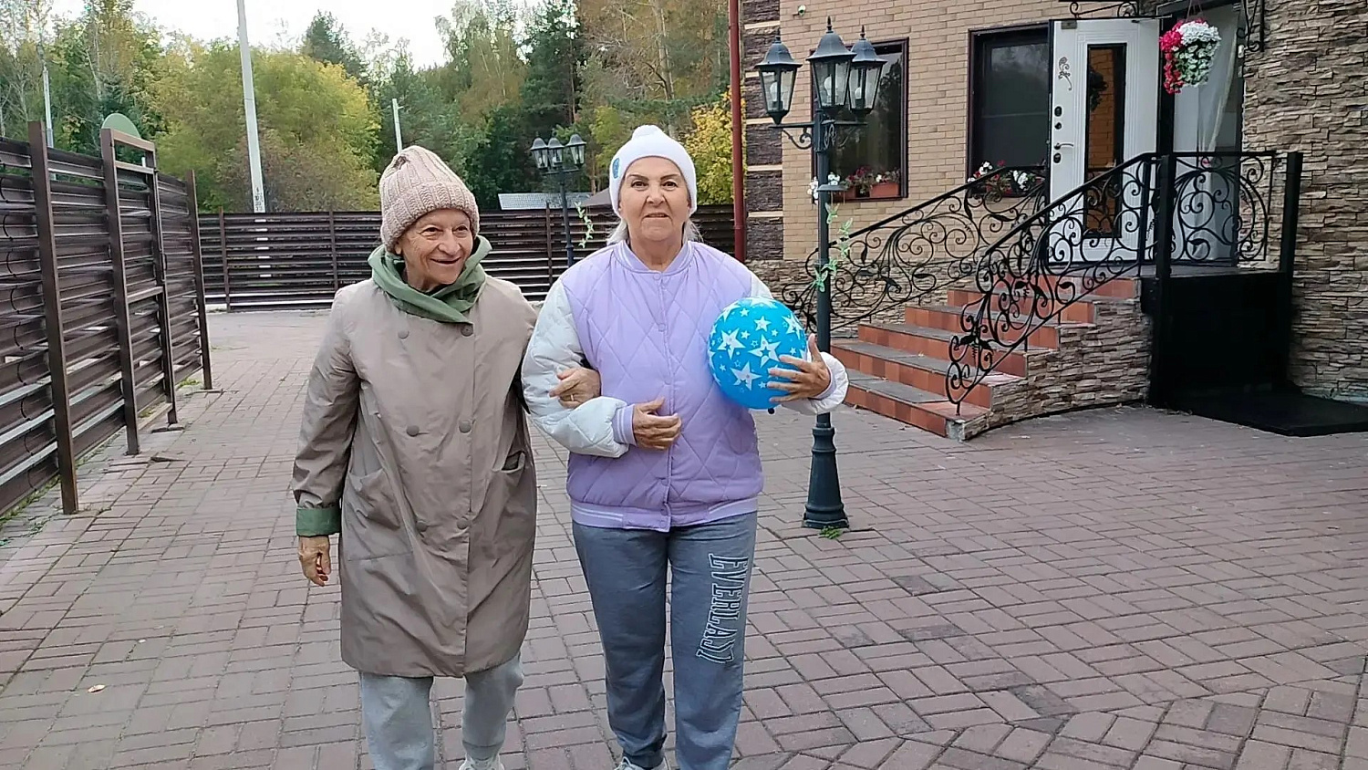 Резиденция на ул. Радужная (досуг)