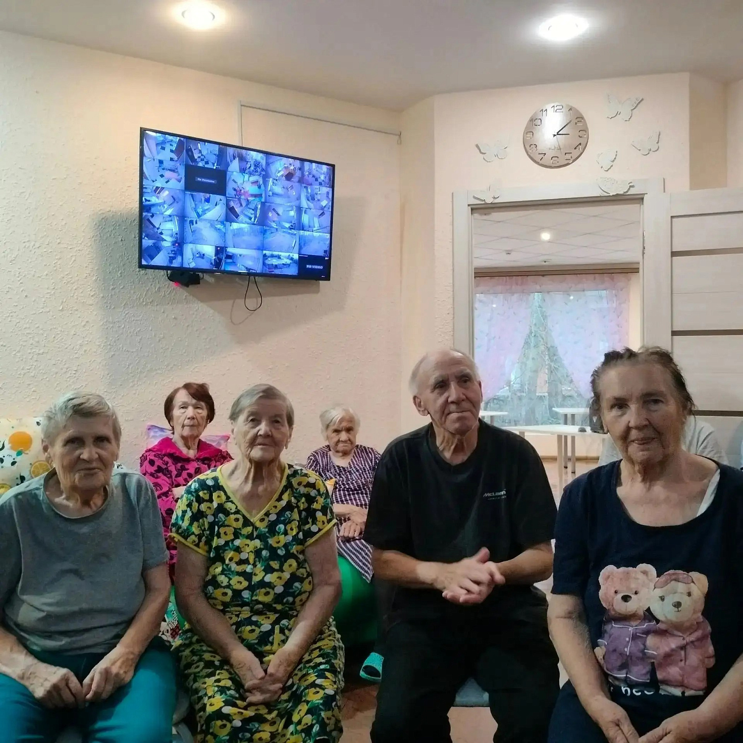 Музыкальный вечер в пансионате «Резиденция Рада»: выступление молодого исполнителя