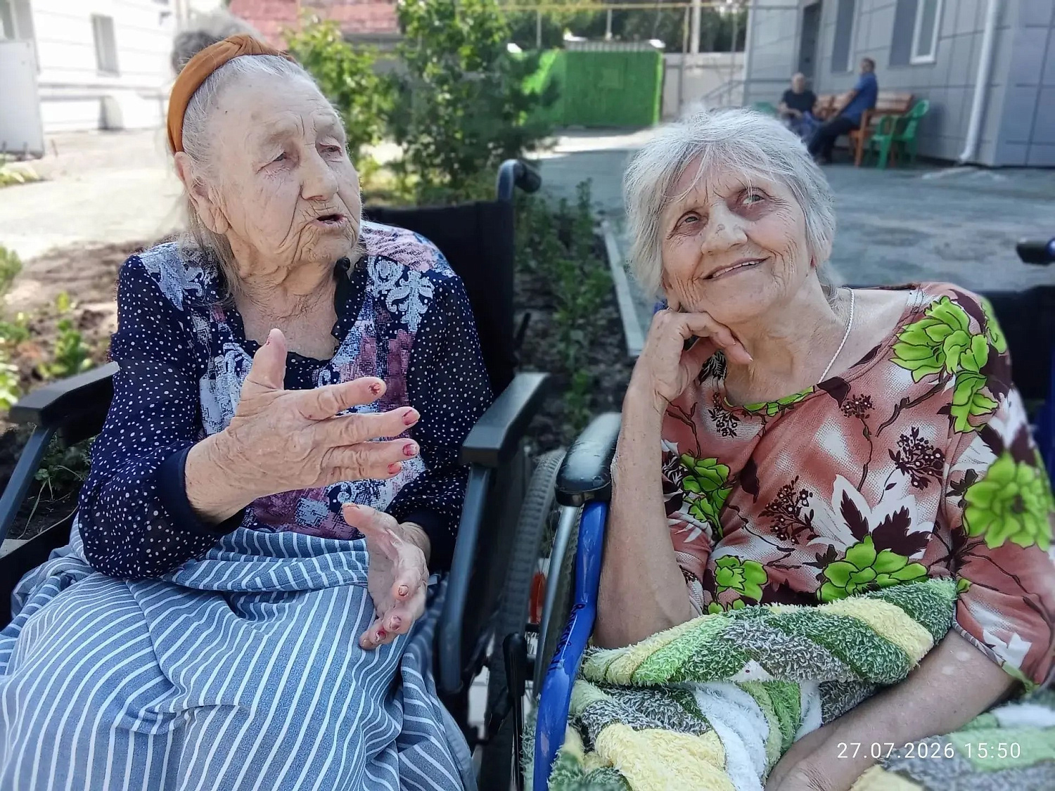 Витамин D в пожилом возрасте: польза солнечных прогулок