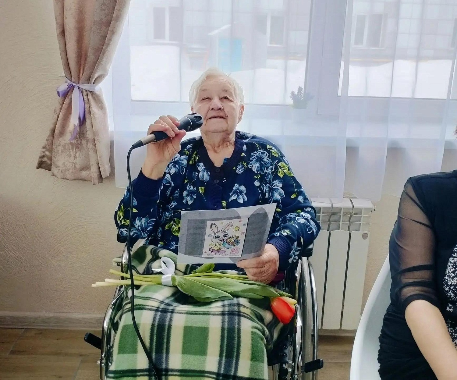 С 8 марта поздравили женщин в пансионате Рада на ул. Б. Щукина (корпус "СОДЕЙСТВИЕ")