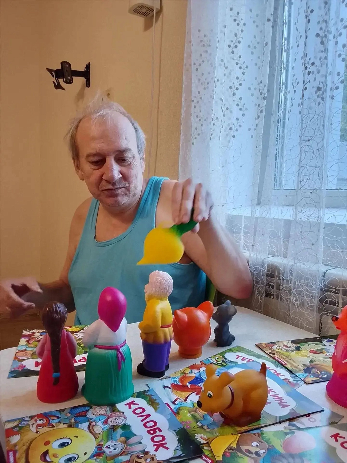 В гостях у сказки: день творчества и добрых воспоминаний в Резиденции «Рада»