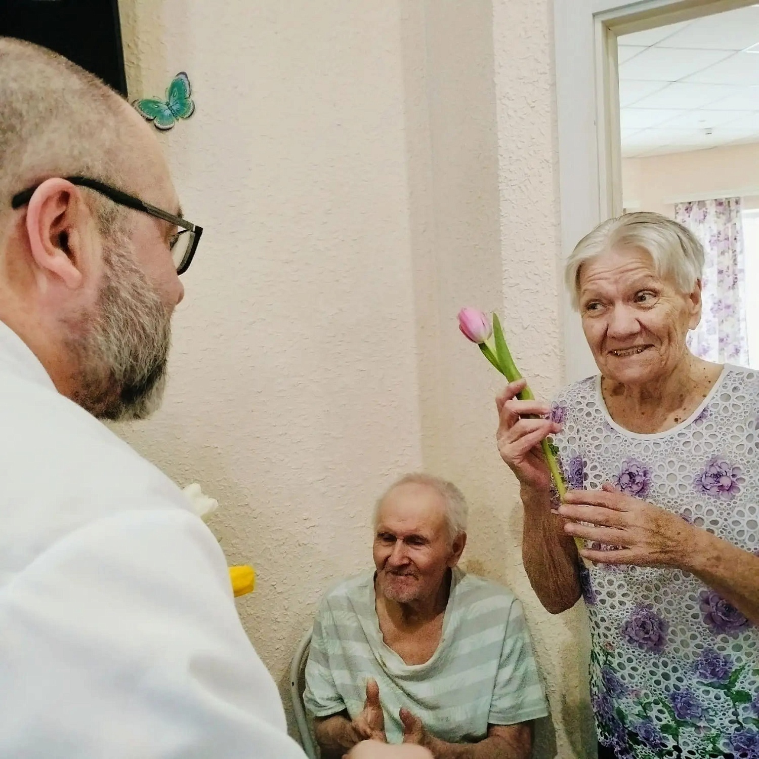 В Резиденции «Рада» на улице Радужной поздравили женщин с 8 Марта