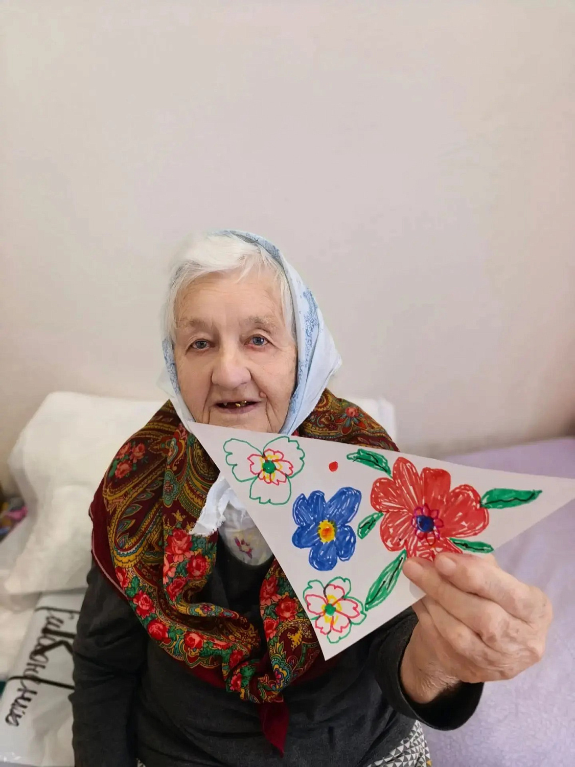 Русский платок — красота, которая живёт в наших сердцах!