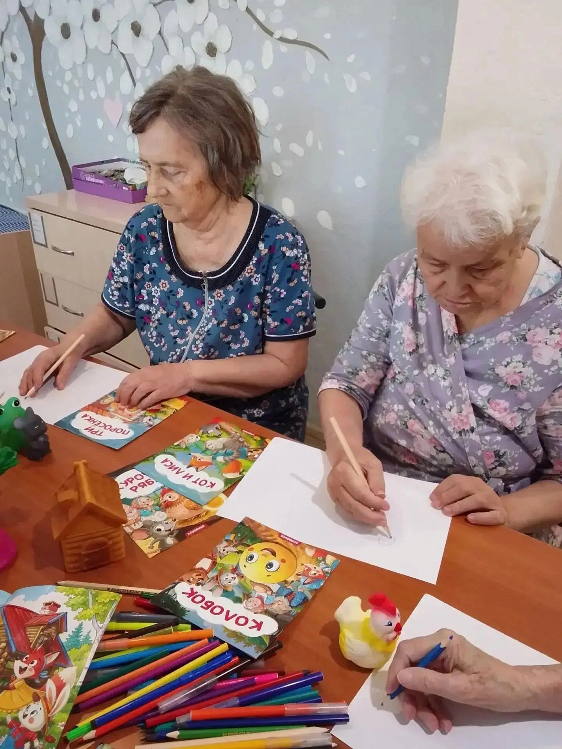 В гостях у сказки: день творчества и добрых воспоминаний в Резиденции «Рада»